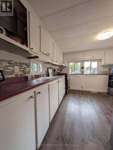 30 - 79681 Bluewater Highway, Central Huron (Goderich), ON - Indoor Photo Showing Kitchen