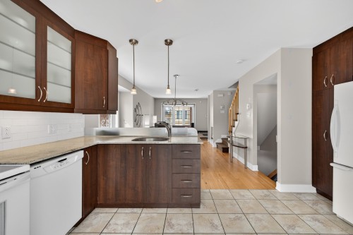 Cuisine - 12-9170 Ch. Bourgeois, Mirabel, QC - Indoor Photo Showing Kitchen