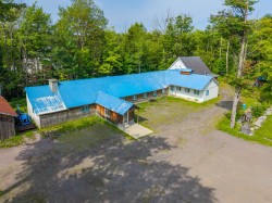 131A Rue du Cap  Saint-Colomban, QC J5K 2G6