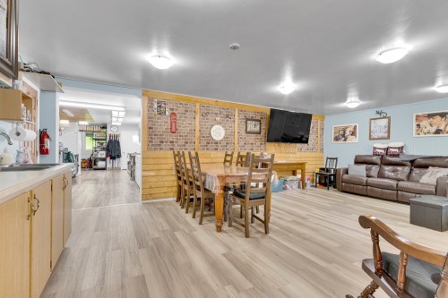 Salle communautaire - 131A Rue Du Cap, Saint-Colomban, QC - Indoor