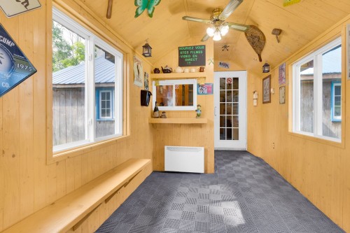 Autre - 131A Rue Du Cap, Saint-Colomban, QC - Indoor Photo Showing Other Room