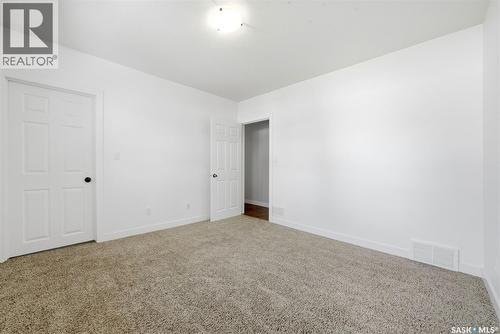 4008 Regina Avenue, Regina, SK - Indoor Photo Showing Other Room
