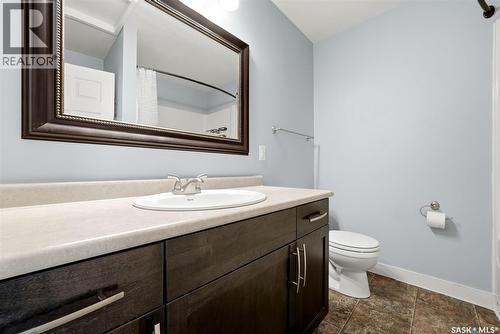 4008 Regina Avenue, Regina, SK - Indoor Photo Showing Bathroom