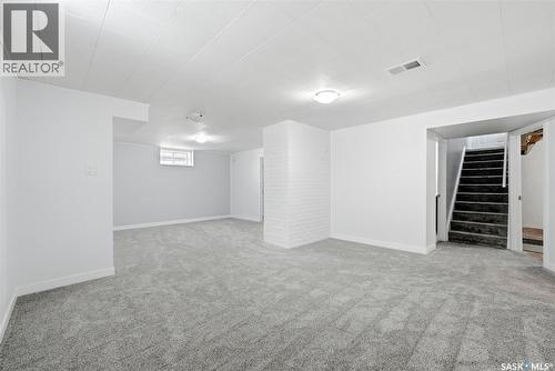 4008 Regina Avenue, Regina, SK - Indoor