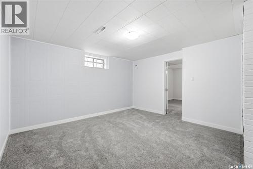 4008 Regina Avenue, Regina, SK - Indoor Photo Showing Other Room
