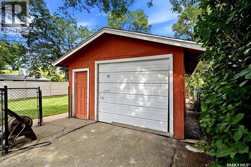 4008 Regina Avenue, Regina, SK - Outdoor With Exterior