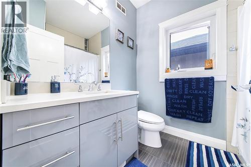 733 Gowan Road, Warman, SK - Indoor Photo Showing Bathroom