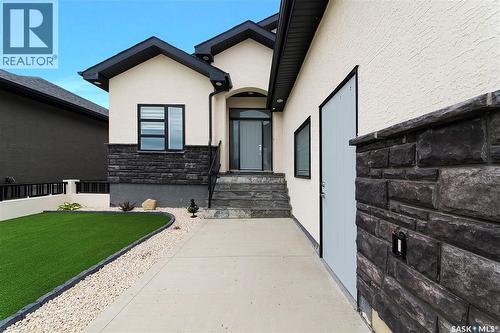 733 Gowan Road, Warman, SK - Outdoor
