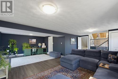 3 Trevithick Terrace, St. Thomas, ON - Indoor Photo Showing Living Room