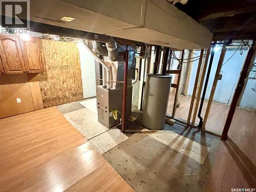 816 I Avenue S, Saskatoon, SK - Indoor Photo Showing Basement