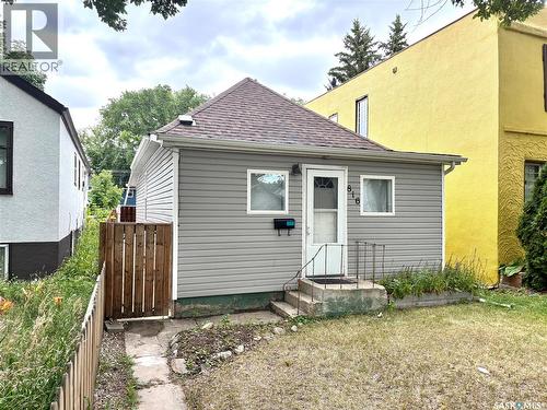 816 I Avenue S, Saskatoon, SK - Outdoor