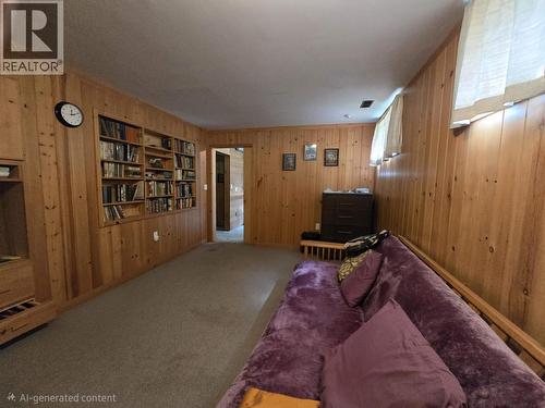 4055 Bailey Road, Valemount, BC - Indoor Photo Showing Other Room