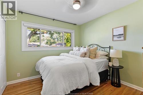 462 Dormar Drive, Windsor, ON - Indoor Photo Showing Bedroom