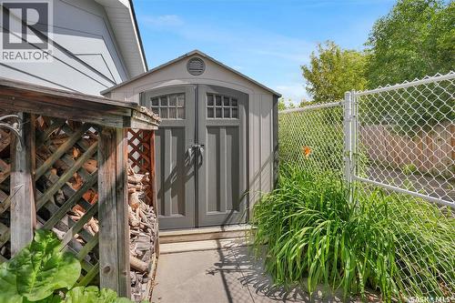 6015 7Th Avenue N, Regina, SK - Outdoor
