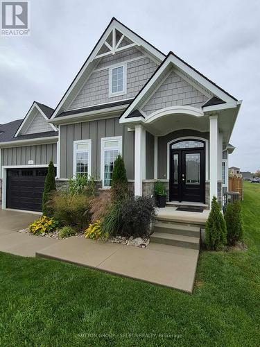 4 BROOKLAWN DRIVE  Lambton Shores (Grand Bend), ON N0M 1T0
