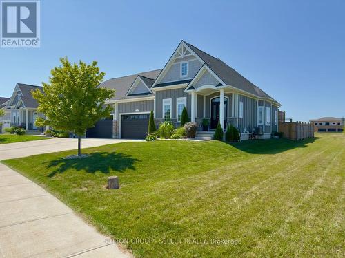 4 BROOKLAWN DRIVE  Lambton Shores (Grand Bend), ON N0M 1T0