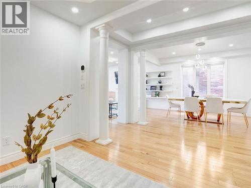 584 Pinery Trail, Waterloo, ON - Indoor