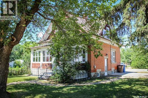 420 Burrows Avenue W, Melfort, SK - Outdoor