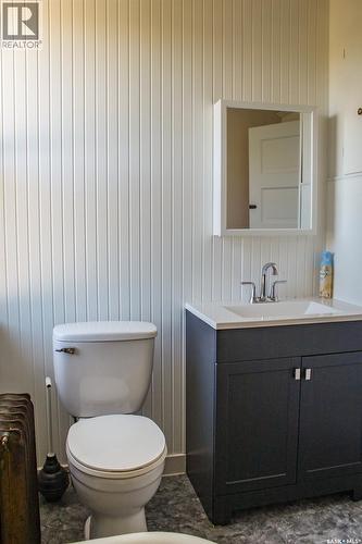 420 Burrows Avenue W, Melfort, SK - Indoor Photo Showing Bathroom