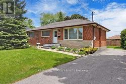 BSMT - 595 GIBBONS STREET Oshawa, ON L1J 4Z7