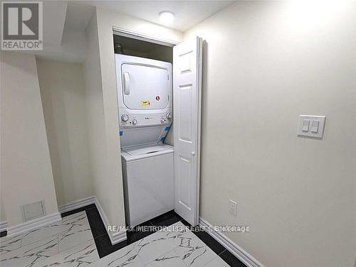 BSMT - 595 GIBBONS STREET , Oshawa, Ontario L1J 4Z7 4