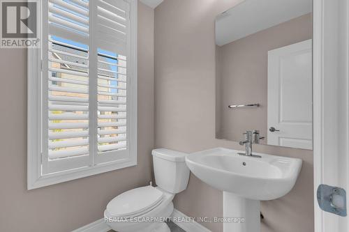 2 Waterview Lane, Grimsby, ON - Indoor Photo Showing Bathroom