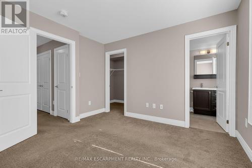2 Waterview Lane, Grimsby, ON - Indoor Photo Showing Other Room