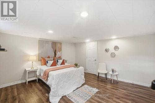615 Dogwood Lane, Waterloo, ON - Indoor Photo Showing Bedroom