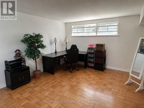 1571 Muir Road, Mississauga, ON - Indoor