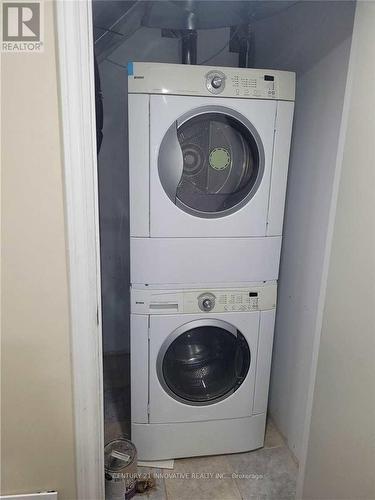 14 Whitbread Crescent, Ajax, ON - Indoor Photo Showing Laundry Room