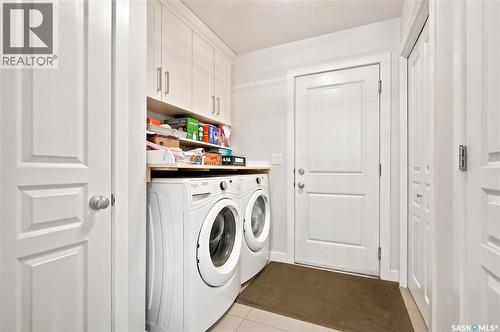 207 Kolynchuk Manor, Saskatoon, SK - Indoor Photo Showing Laundry Room