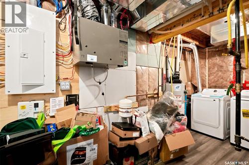 207 Kolynchuk Manor, Saskatoon, SK - Indoor Photo Showing Laundry Room