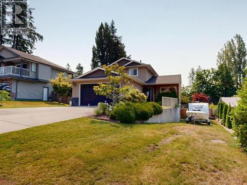 7066 Qualicum Way, Powell River, BC - Outdoor