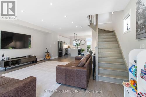 2 Gaddi Way, Vaughan, ON - Indoor Photo Showing Other Room