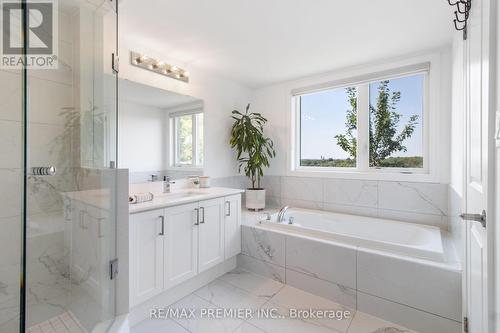 2 Gaddi Way, Vaughan, ON - Indoor Photo Showing Bathroom