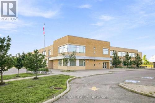 179 Cachet Boulevard, Whitby, ON - Outdoor