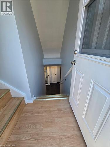 59 Chalmers Street S, Cambridge, ON - Indoor Photo Showing Other Room