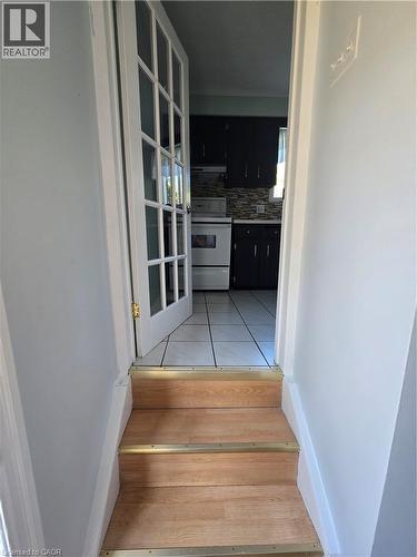59 Chalmers Street S, Cambridge, ON - Indoor Photo Showing Other Room