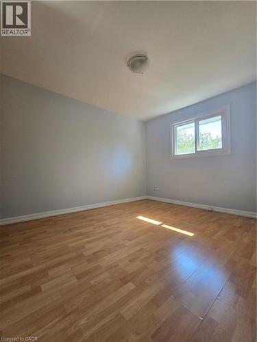 59 Chalmers Street S, Cambridge, ON - Indoor Photo Showing Other Room