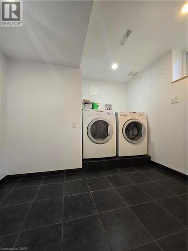 59 Chalmers Street S, Cambridge, ON - Indoor Photo Showing Laundry Room