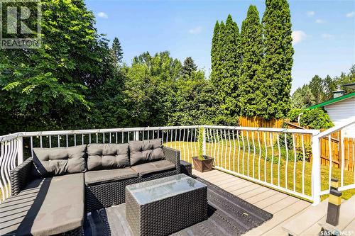 526 Tobin Crescent, Saskatoon, SK - Outdoor With Deck Patio Veranda