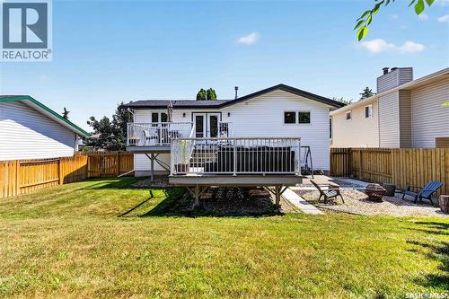 526 Tobin Crescent, Saskatoon, SK - Outdoor With Deck Patio Veranda