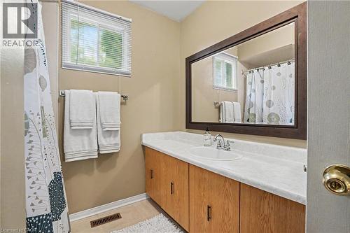 5172 Hidden Valley Court, Mississauga, ON - Indoor Photo Showing Bathroom