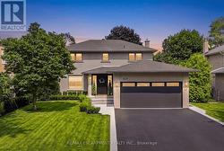 429 CLAREMONT CRESCENT  Oakville, ON L6J 6J9