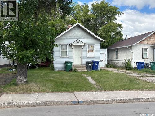 115 L Avenue S, Saskatoon, SK - Outdoor