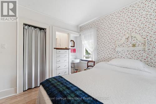 284 Elgin Avenue W, Goderich (Goderich (Town)), ON - Indoor Photo Showing Bedroom