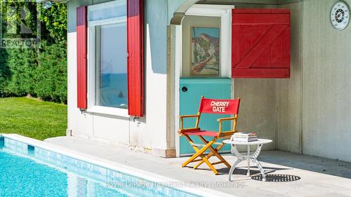 284 Elgin Avenue W, Goderich (Goderich (Town)), ON - Outdoor With In Ground Pool