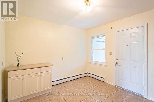 2 - 718 Ross Street, Burlington, ON - Indoor Photo Showing Other Room