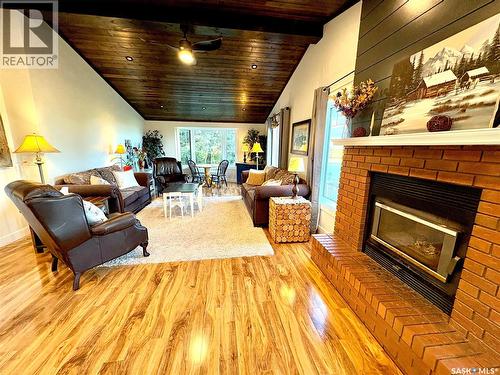 Hague Acreage, Rosthern Rm No. 403, SK - Indoor Photo Showing Living Room With Fireplace