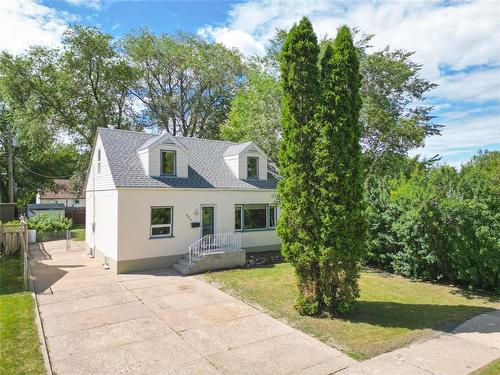 534 20th Street  Brandon, MB R7B 1L9